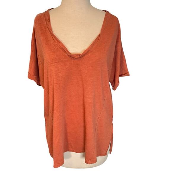 We The Free Burnt Orange Over Sized T-Shirt Size X-Small V-Neck Rolled Sleeve - Picture 1 of 10
